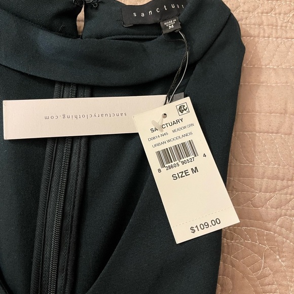 NWT. $109R Sanctuary Urban Woodlands Dress Size M. - Picture 9 of 11